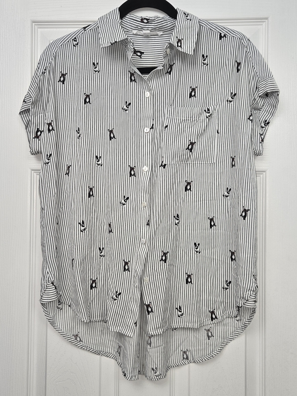 Women's Black and White Striped Short-Sleeve Button-Up French Bulldog Top Small